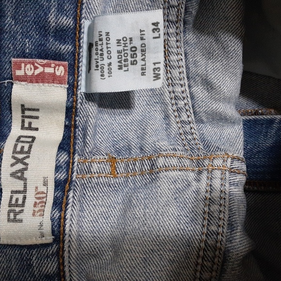 Levi's 550 men's relaxed fit jean medium wash size 31X34 - Picture 5 of 7